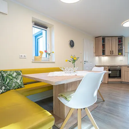 Hafenkoje Holiday home *